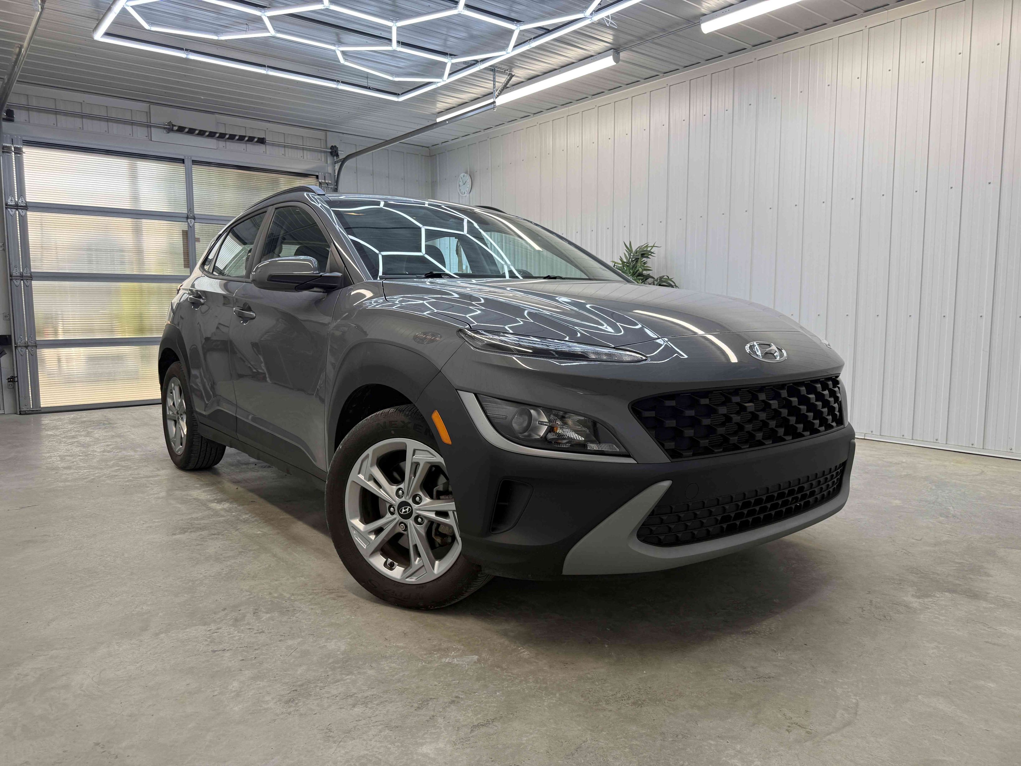 Hyundai Kona 2023 - Thumbnail 1
