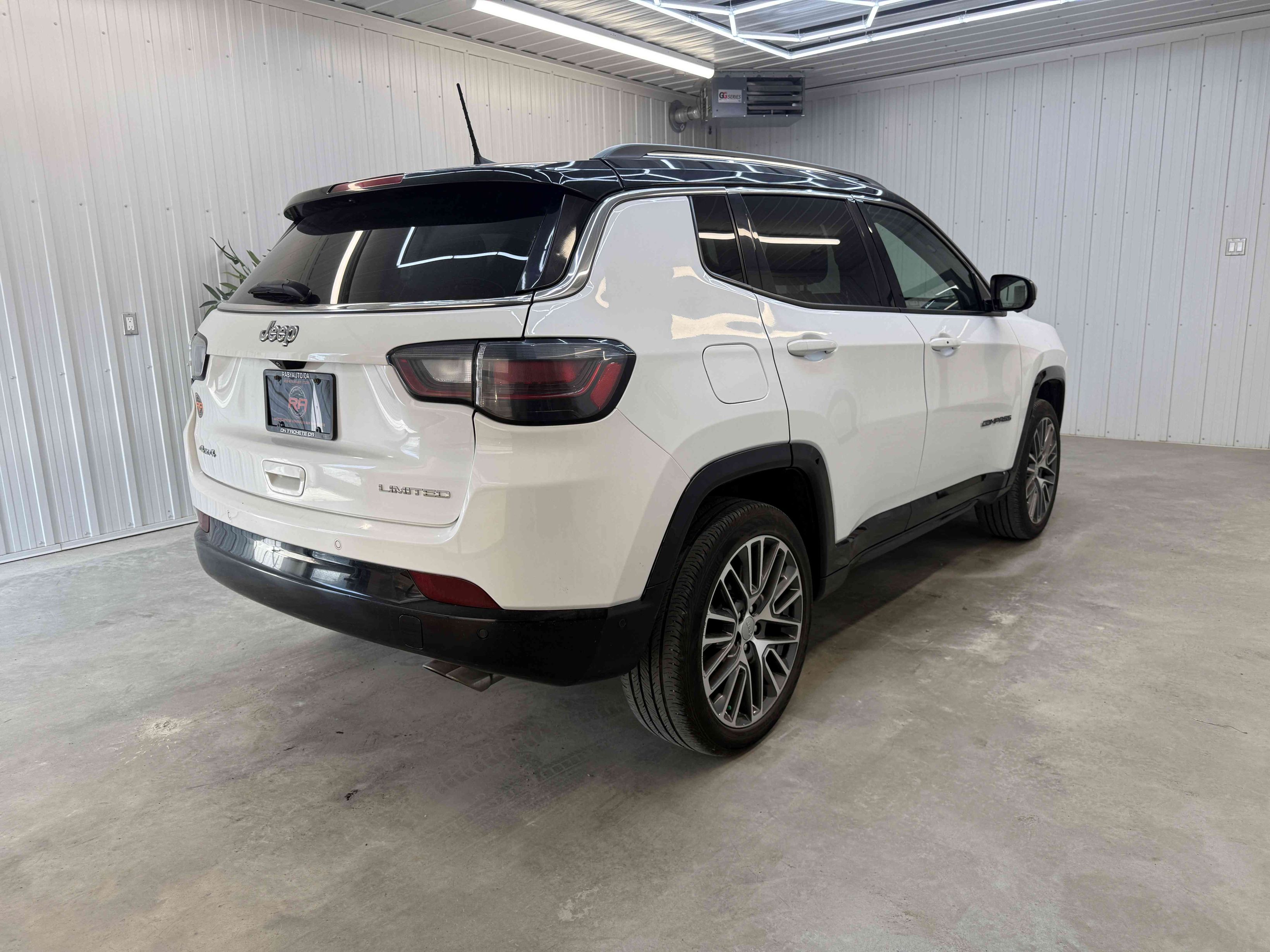 Jeep Compass 2022 - Thumbnail 9
