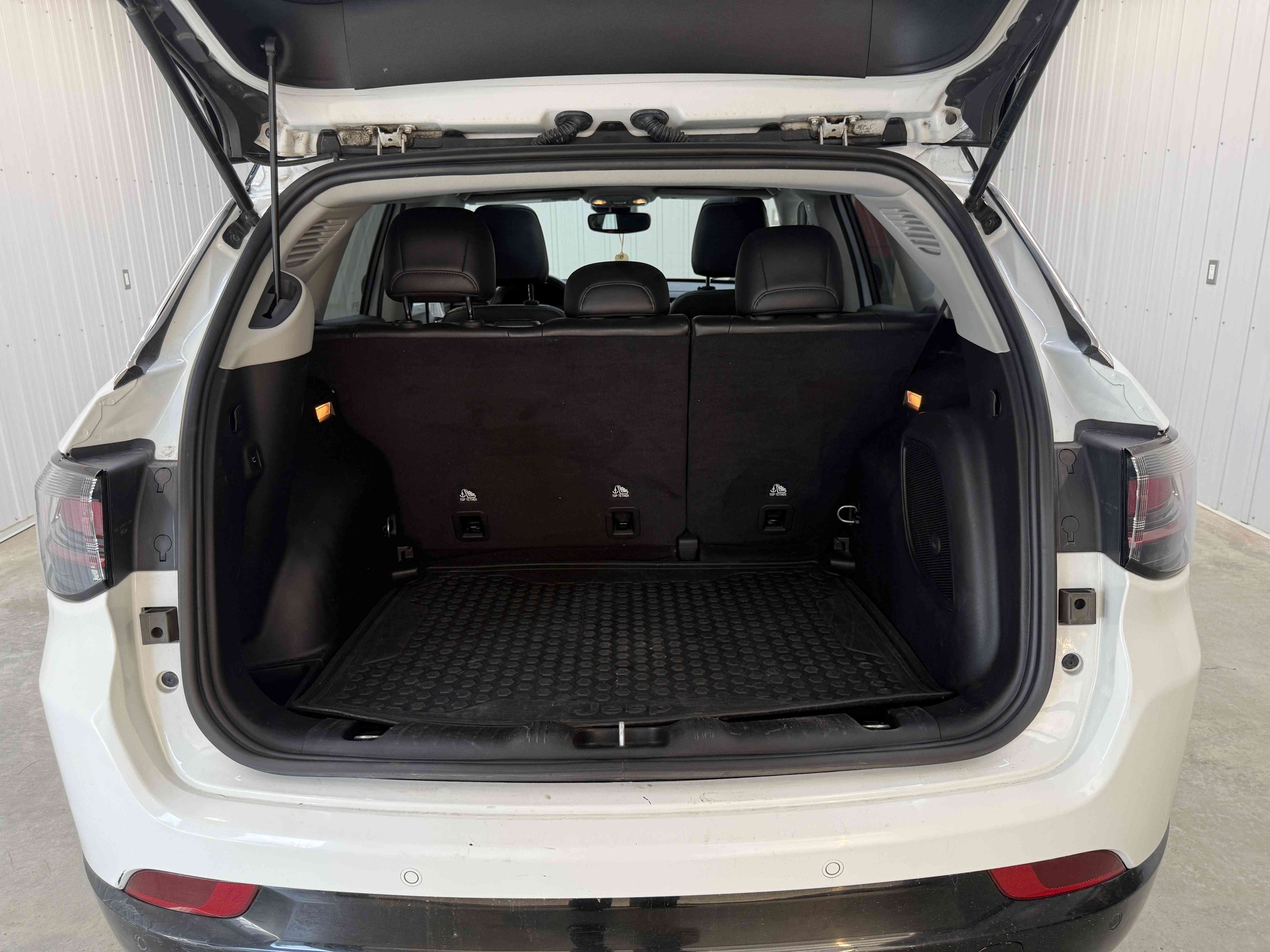 Jeep Compass 2022 - Image 8
